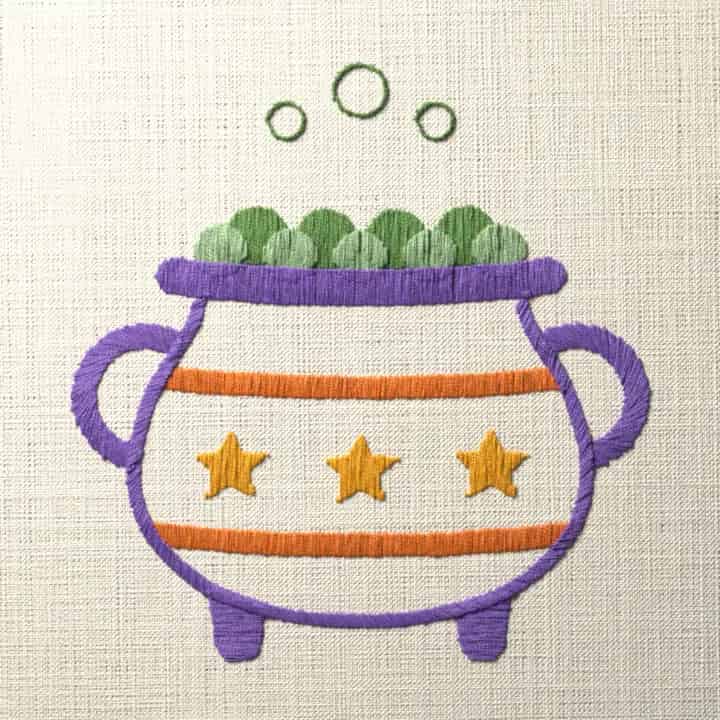 Bubbling cauldron with stars: preview of the stitched design