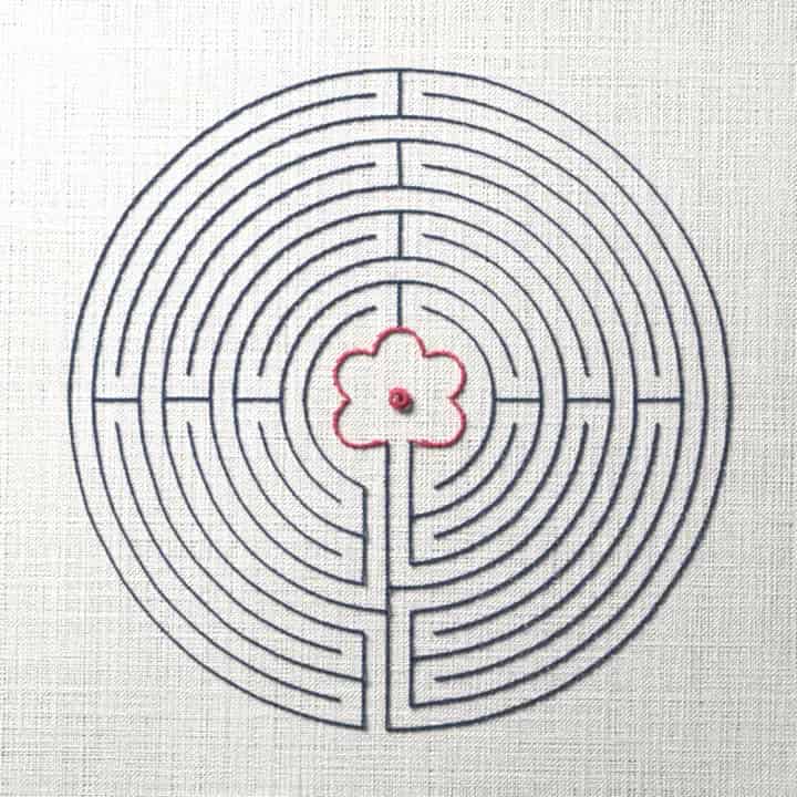 Chartres labyrinth: preview of the stitched design