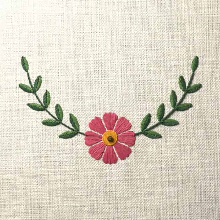 Cosmos crescent spray: preview of the stitched design
