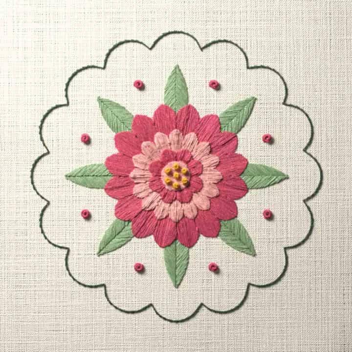 Dahlia coaster: preview of the stitched design