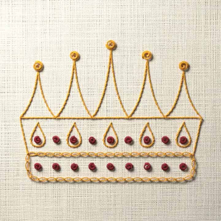 Five-point pearl crown: preview of the stitched design