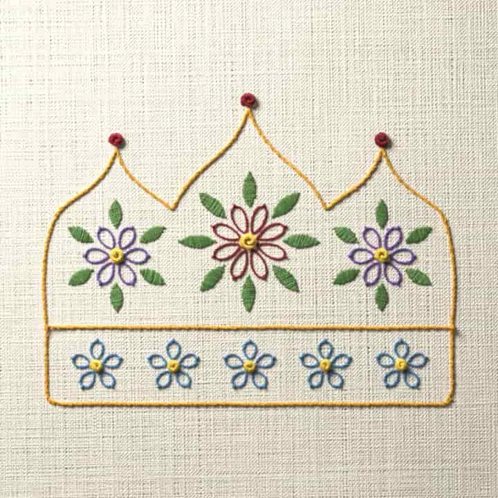 Flower filled crown: preview of the stitched design
