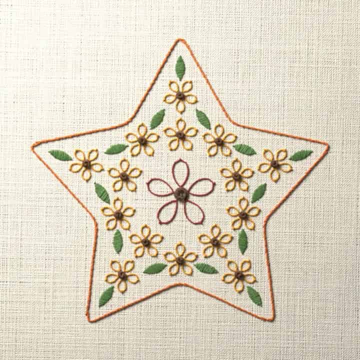 Flower filled star: preview of the stitched design
