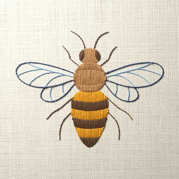 Honey bee from above: preview of the stitched design