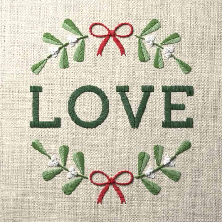 Love in mistletoe: preview of the stitched design