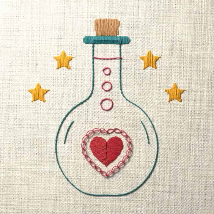 Love potion bottle with stars: preview of the stitched design