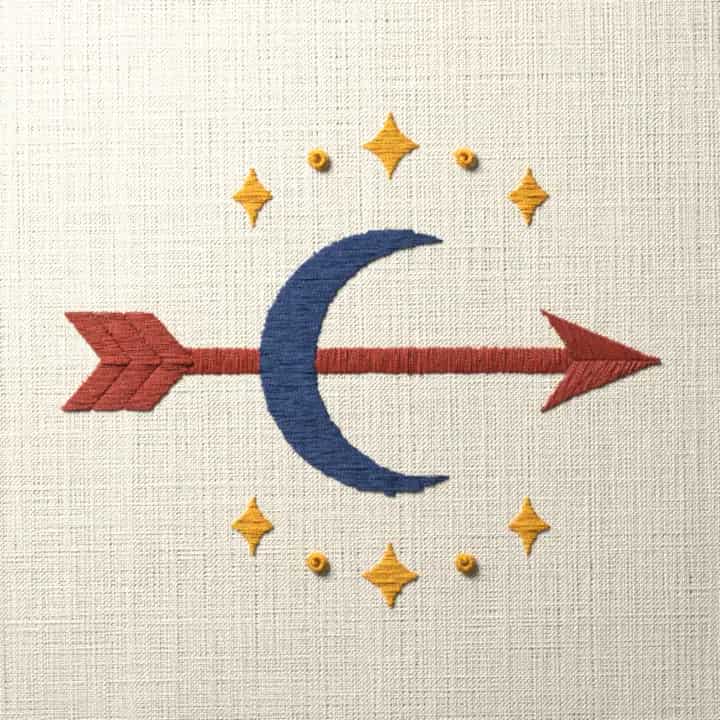 Crescent moon and arrow: preview of the stitched design
