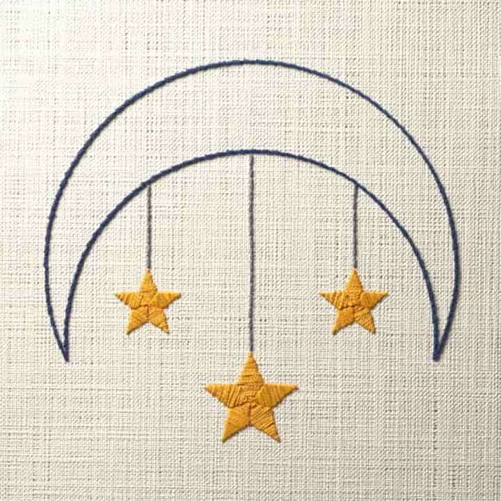 Moon with hanging stars: preview of the stitched design