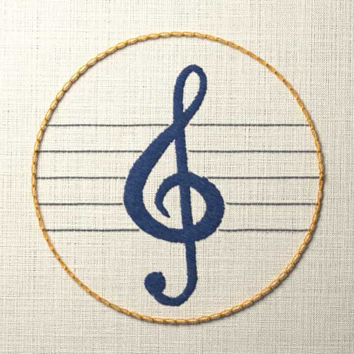 Treble clef on a staff: preview of the stitched design