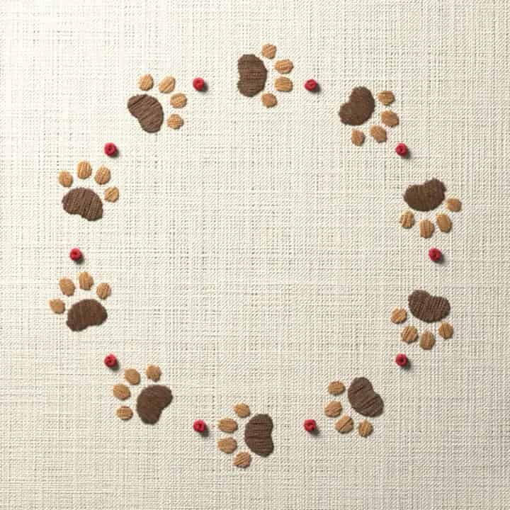 Paw print ring: preview of the stitched design