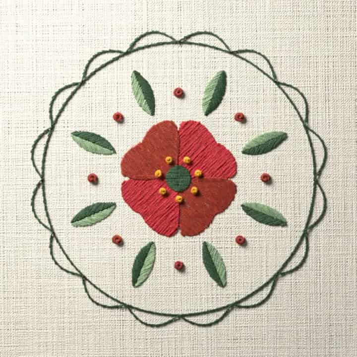 Poppy coaster: preview of the stitched design