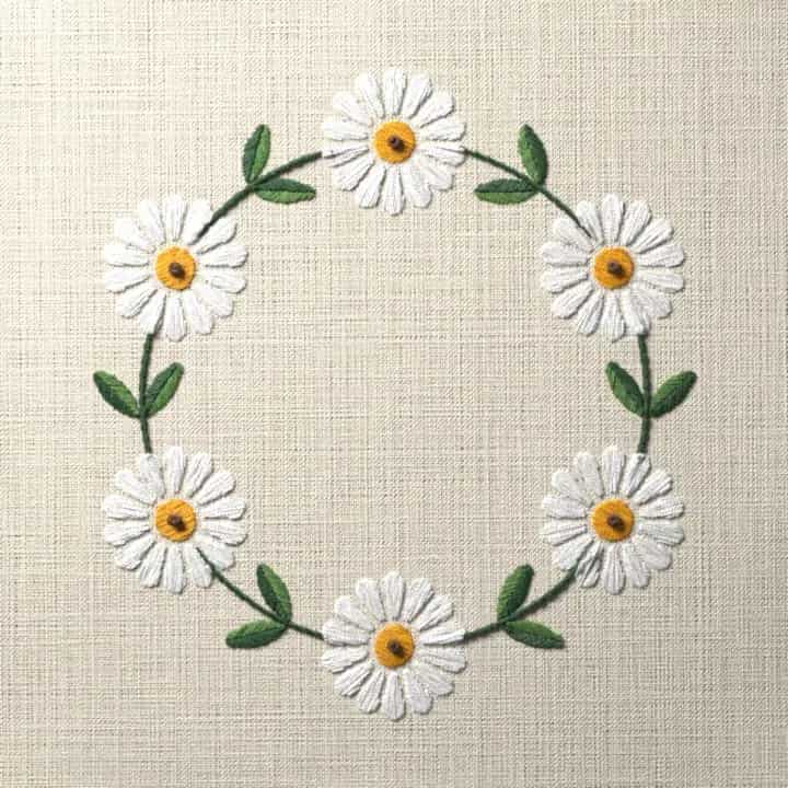 Daisy ring wreath: preview of the stitched design