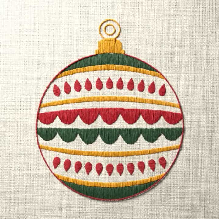 Christmas bauble with scallop bands: preview of the stitched design