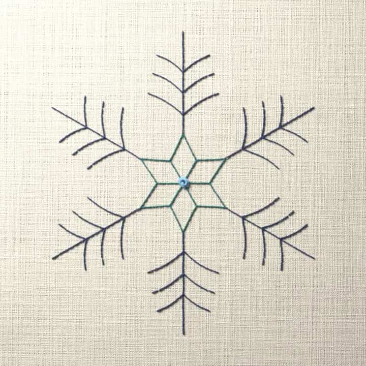 Feather snowflake: preview of the stitched design