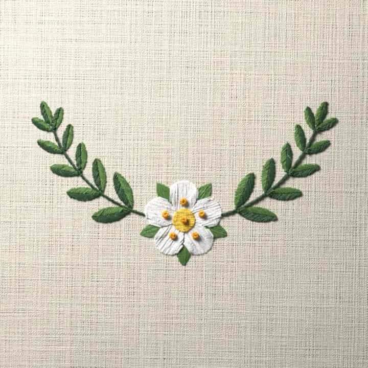 Strawberry flower crescent spray: preview of the stitched design