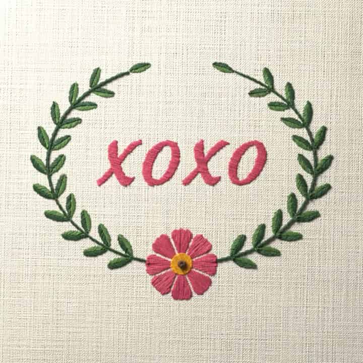 XOXO in script: preview of the stitched design